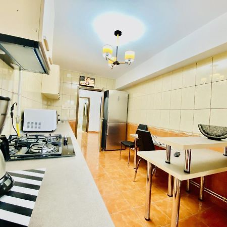 Central & Comfortable Studio Targoviste Luaran gambar