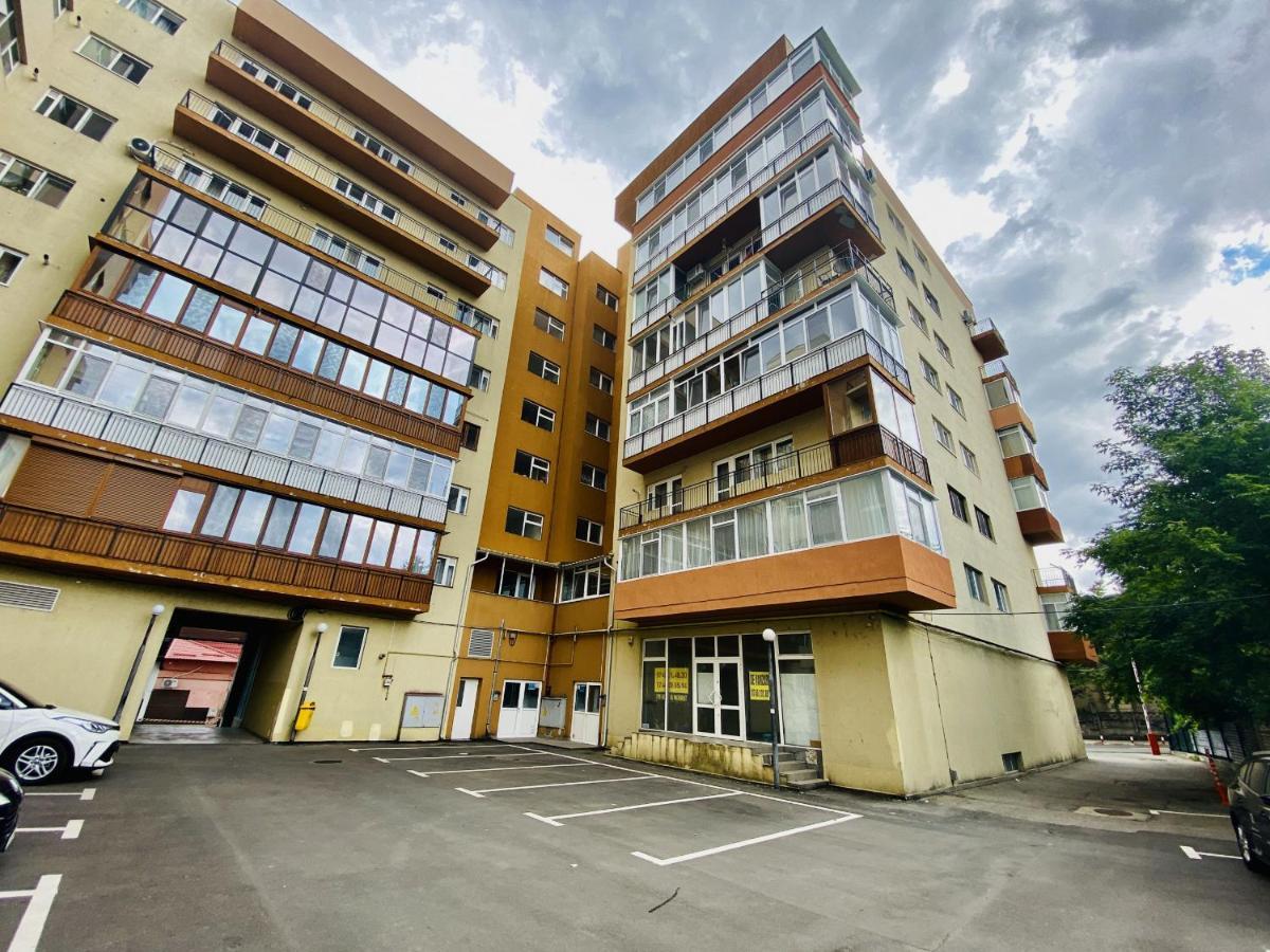 Central & Comfortable Studio Targoviste Luaran gambar